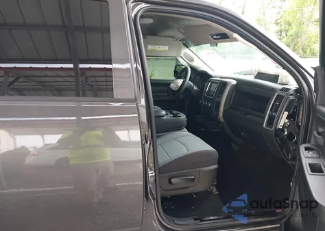 2024 Ram 1500 Classic Ssv 4X4 5'7 Box из США, поврежденный, VIN 1C6RR7XT9RS185440